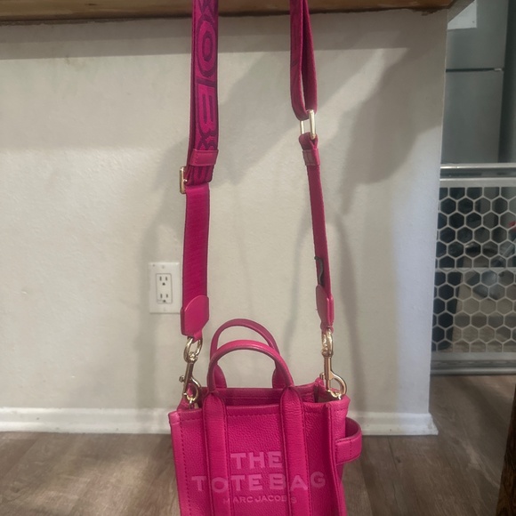 I have not use this bag for long time so I want to sell - Picture 3 of 8